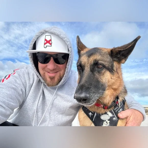 Holmes - Picture 1 of 4